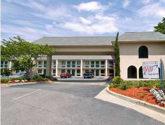 Days Inn By Wyndham Lexington-Columbia Exteriér fotografie